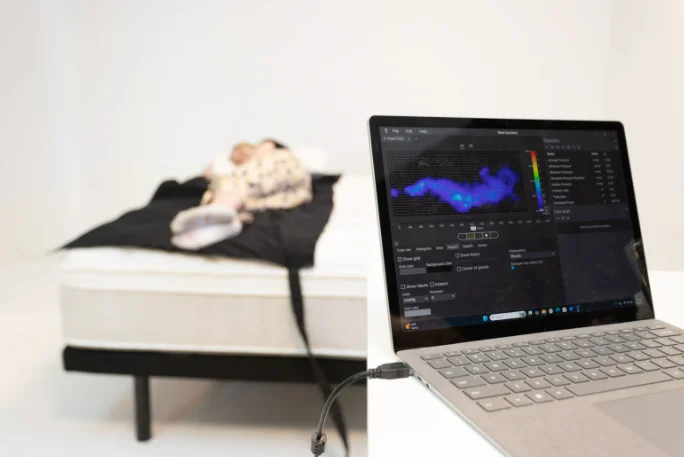 Our testers taking pressure map readings.